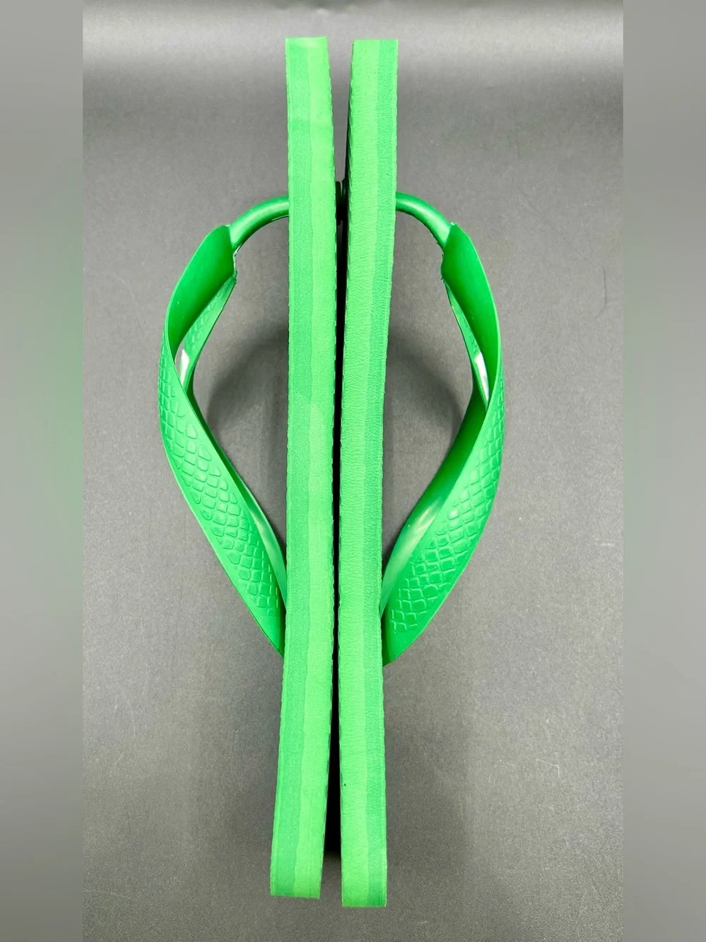 LACOSTE Flip-Flops Thong . Size 9/10